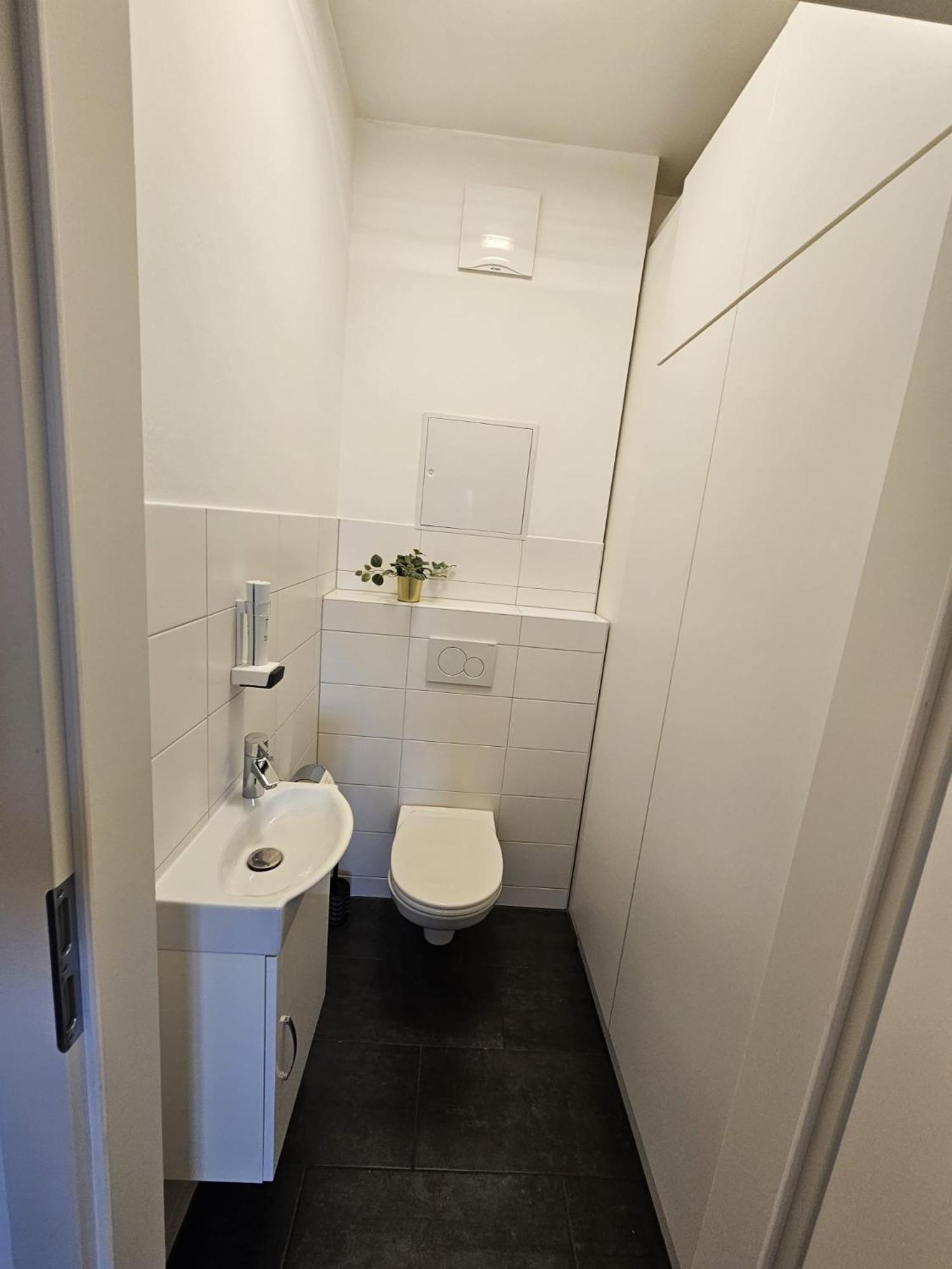 Apartment Leibnitz Im Zentrum Nahe Am Bahnhof Und Der Suedsteirischen Weinstrasse Buitenkant foto